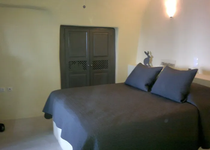 Theodora (adults Only) Ía