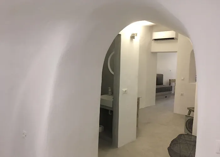 Theodora (adults Only) Apartman *