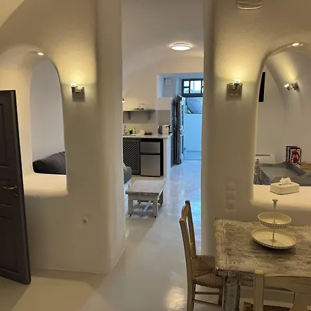 Theodora (adults Only) Apartment *