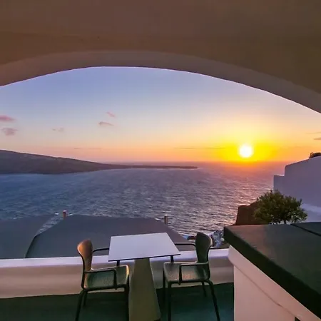 Theodora (adults Only) Oia (Santorini)