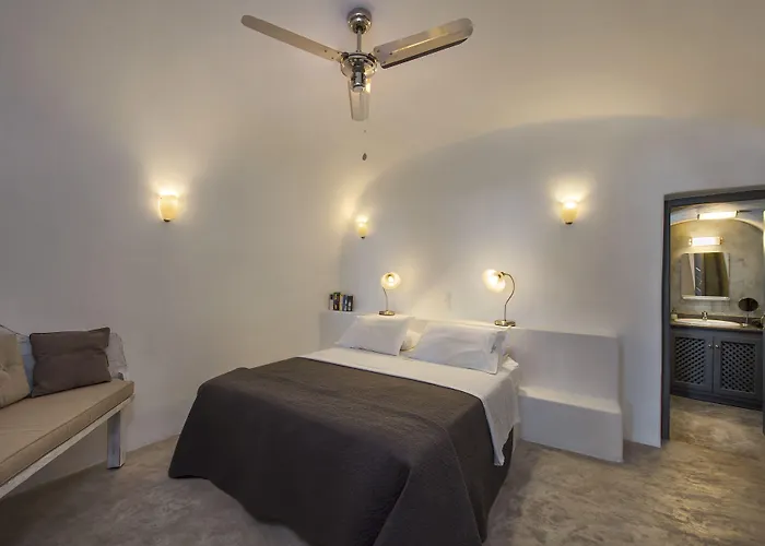 Theodora (adults Only) * Oia (Santorini)