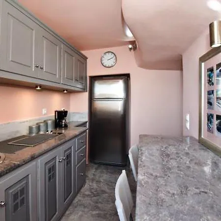 Apartment Theodora (adults Only)