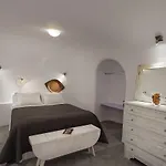 Διαμέρισμα Theodora (adults Only) Οία