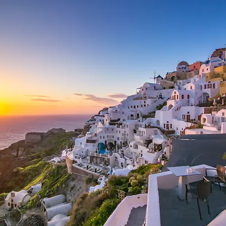 テオドラ スイーツ アパート